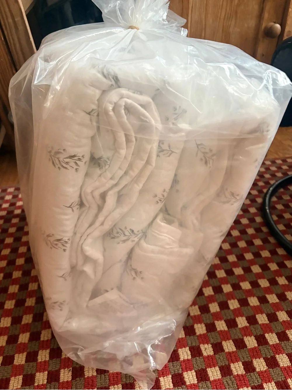 NWT Threshold Full/Queen Cotton Slub Blockprint Floral Quilt/Comforter & Shams